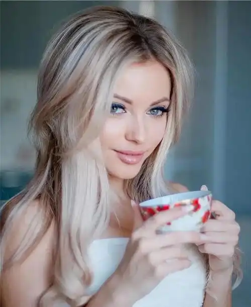 被天使吻过的大美女叶卡捷琳娜佐里纳