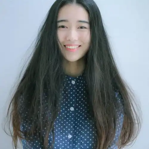 微笑女生头像,爱笑的女生运气不会太差