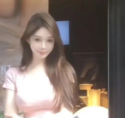 网传买超为新女友献殷勤,本人回应引热议,张嘉倪真是令人心疼