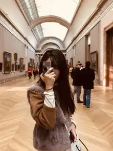 组图林允跨界变明星制片人精致女孩遇巴黎夜景打造首支vlog