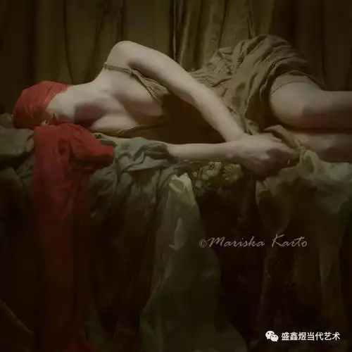 美到窒息这是所见过怀旧风里最优雅人体