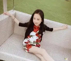 徐娇之后,又一位小星女郎,长成了美少女
