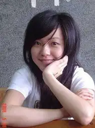 网曝郭采洁大学毕业照网友称其杀马特