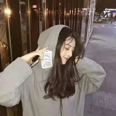 听到他名字的那一刻我愣住了说明qq女生头像我要个性网