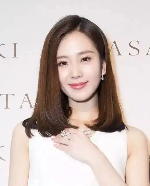 当下流行的60款发型参考,短发长发都有,想换发型的妹子看过来