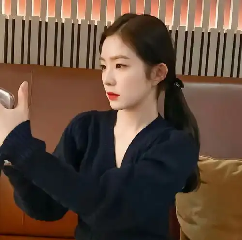 干净利落的女生头像