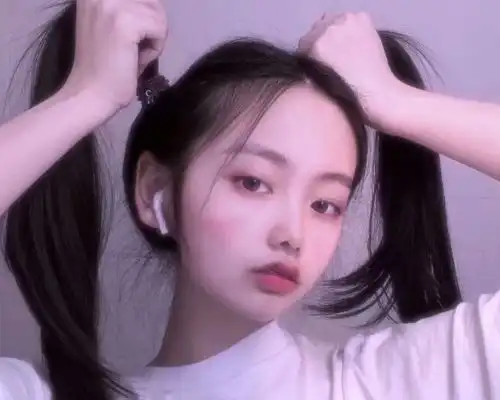 美女做头像的图片动态