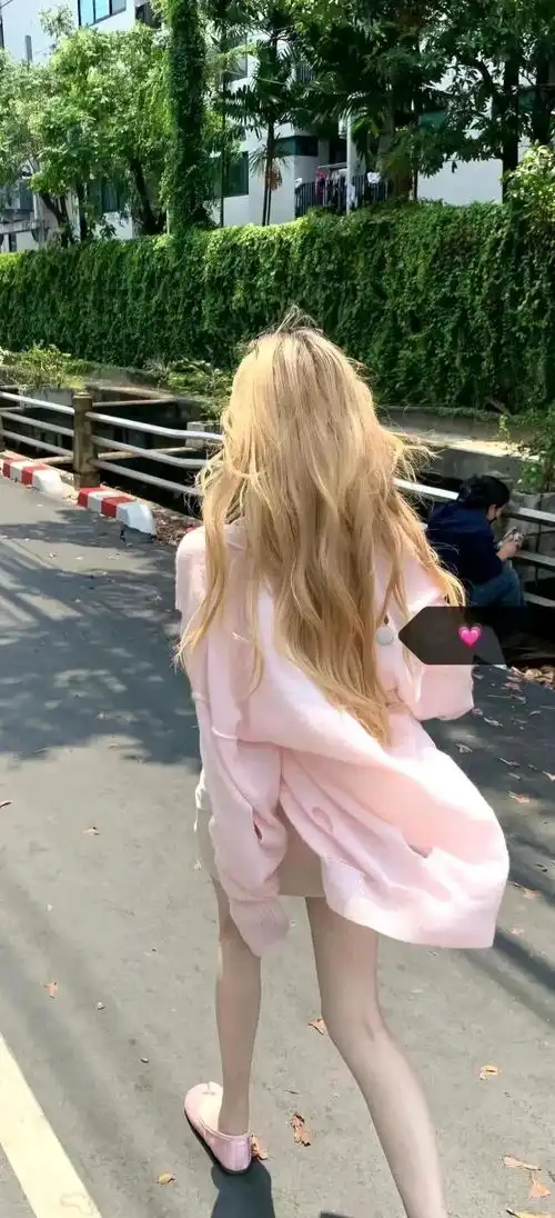 好看壁纸女生真人今日头条