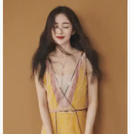 优雅浪漫的女生卷发长发发型呈现最佳气质