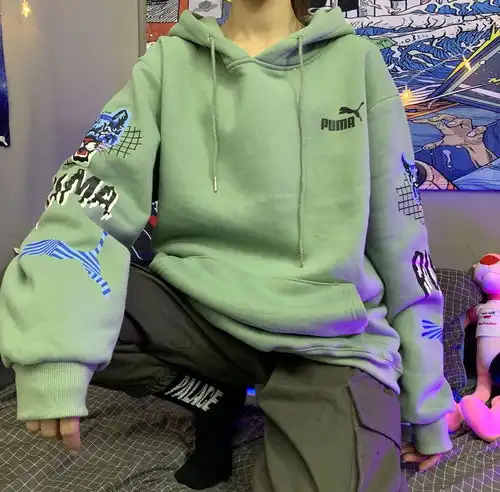 有没有好看的女生卫衣店铺推荐
