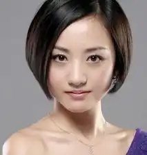 贺岁大戏女二号写真曝光变绝美足球宝贝