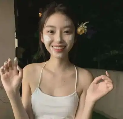 女生纯欲头像古力娜扎