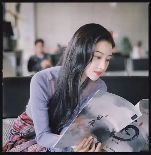 最新女生头像气质司藤