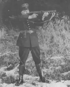 能打800米,还带两脚架,说说这款二战捷克霸气轻武器