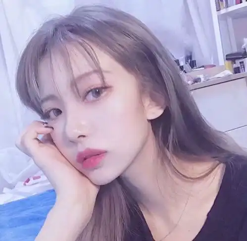 高冷女神都在用的头像女