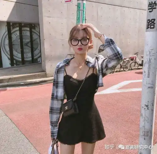 为什么有人花百万整成真人芭比,依旧没有崩