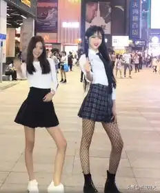 与女装大佬同居的感觉,舍友回答让网友羡慕不已