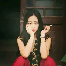这张头像的原图谁有急用
