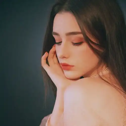 有没有酷酷的女孩头像