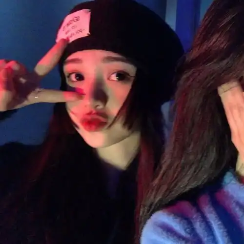 闺蜜头像陪伴是时光谱曲的诗篇