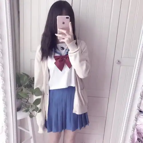 日本人是怎么看待中国人喜欢穿她们的jk制服的