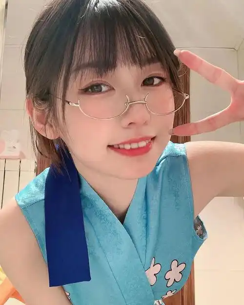 ins头像女生高级感性感