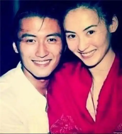 谢霆锋酒后吐真言,王菲永远比不上张柏芝,这一点毋庸置疑