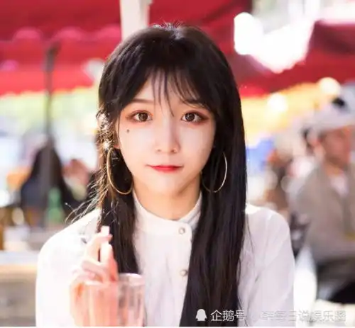 比起艾比的脚,我更羡慕他身上这一点,网友是该重新审视自己了
