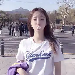 女生头像丨只愿世间风景千般万般熙攘过后,字里行间,人我两忘,相对无言