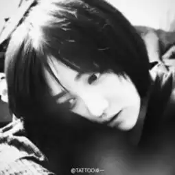纹身女孩头像范晓萱