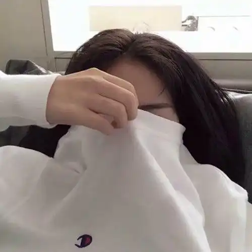 女生头像真人杂图无水印
