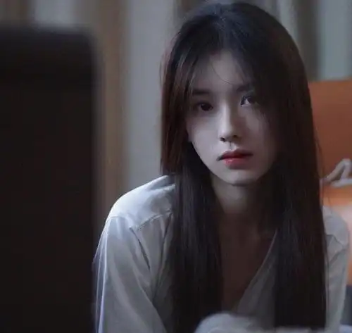 前男友曝更多细节,孙一宁与呜呜表面和平分手,私下因分钱而闹掰