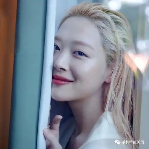 真人头像女生冷酷霸气,真人头像男生霸气冷酷