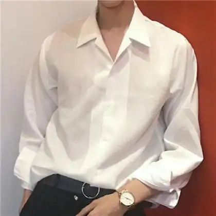 女生白色简约头像衬衣