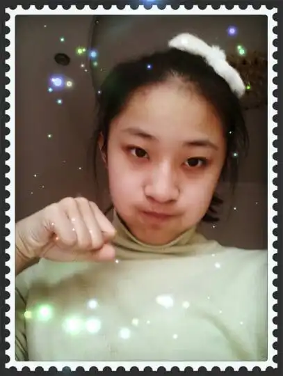 我国著名的大眼睛女童星有哪些类似张籽沐,纪姿含
