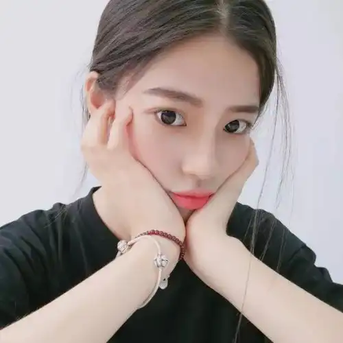 女生头像漫漫人生,有你相伴