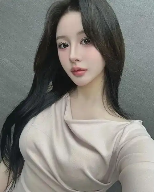 亚洲美女精致的颜值,优雅的气质