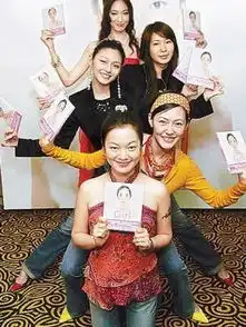 揭娱乐圈难以置信的友情闺蜜出嫁马伊琍感动大哭
