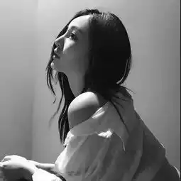 qq黑白女生头像霸气范超拽累的时候才能平静的看清自己