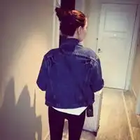 穿牛仔褂的qq头像女生