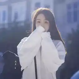 清新美女头像侧脸