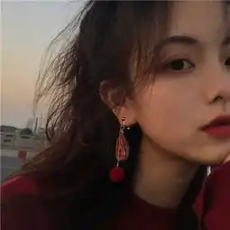 女生唯美长发飘逸头像2018最新愿时光温柔对待我们的爱情