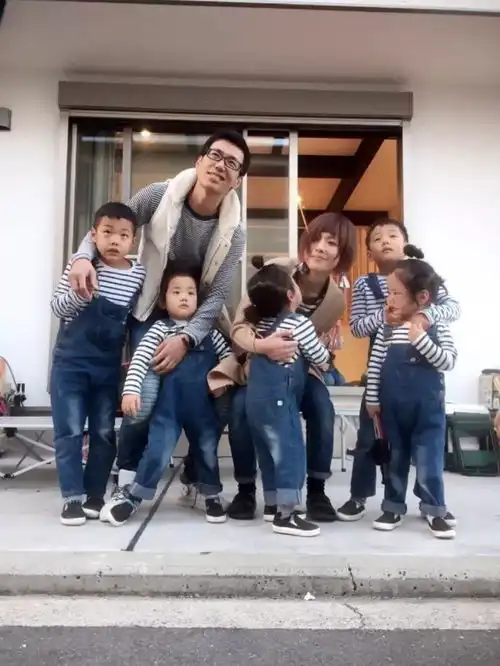 风靡ins的辣妈亲子穿搭,看到最后一个赞爆了