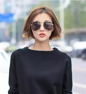 职场短发干练迷人,更添女人味