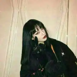 普通自然真人头像女侧脸