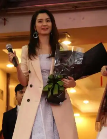 洪欣5岁女儿近照曝光,完美继承洪欣优点,长大一定是个大美人