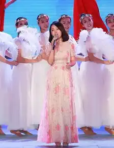 47岁的杨钰莹脸依然是少女,那双腿却出卖了她