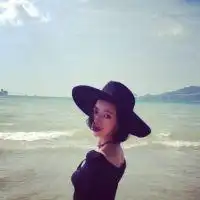 头像女生背影或侧面短发2016曾经的曾经我们各自无音