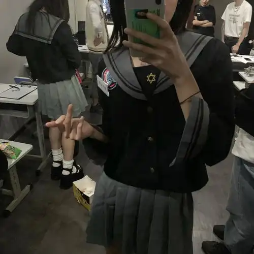 jk头像女生真实交通堵塞