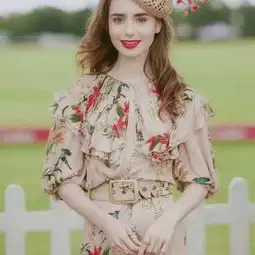 唯美碎花裙欧美女头同一人9张御姐范头像